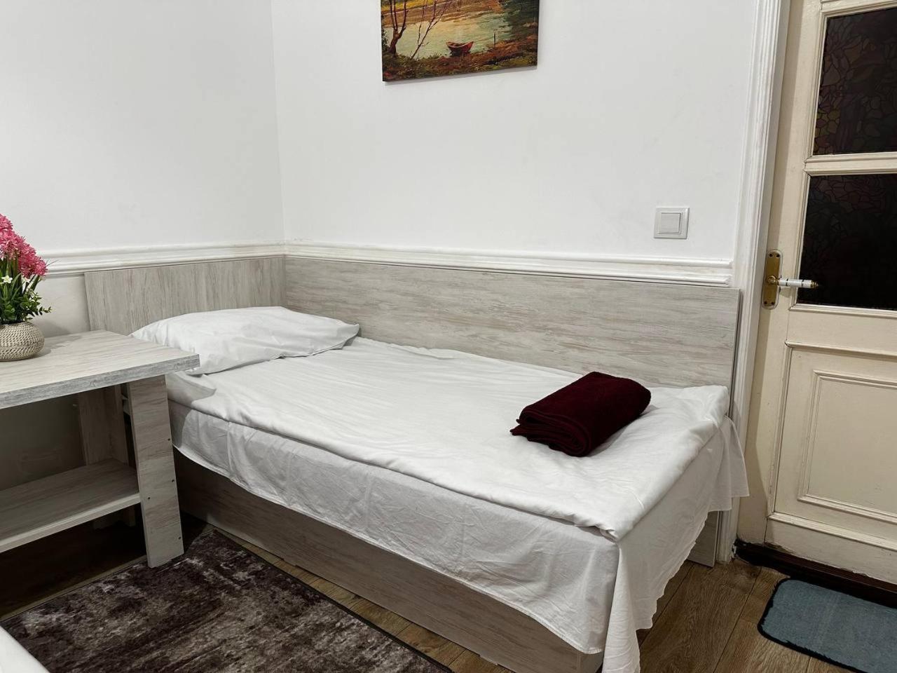 U Ashota Hotel Yerevan Exterior photo
